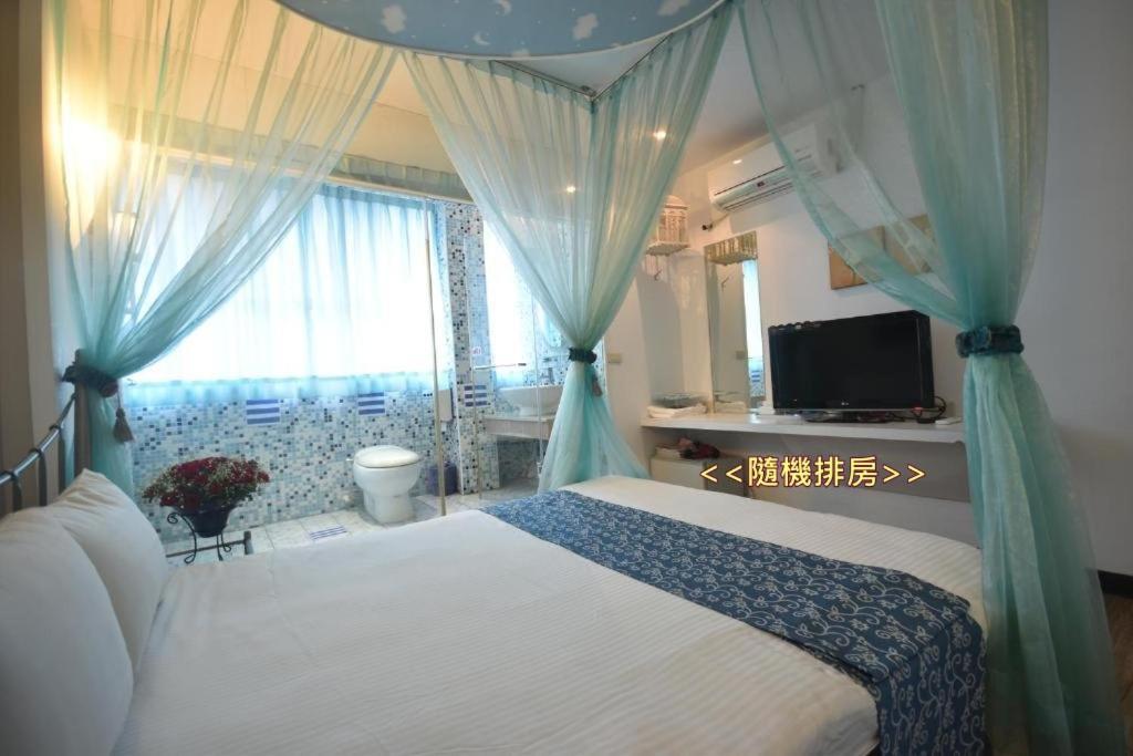 Sun Moon Love Hotel Nantou Экстерьер фото